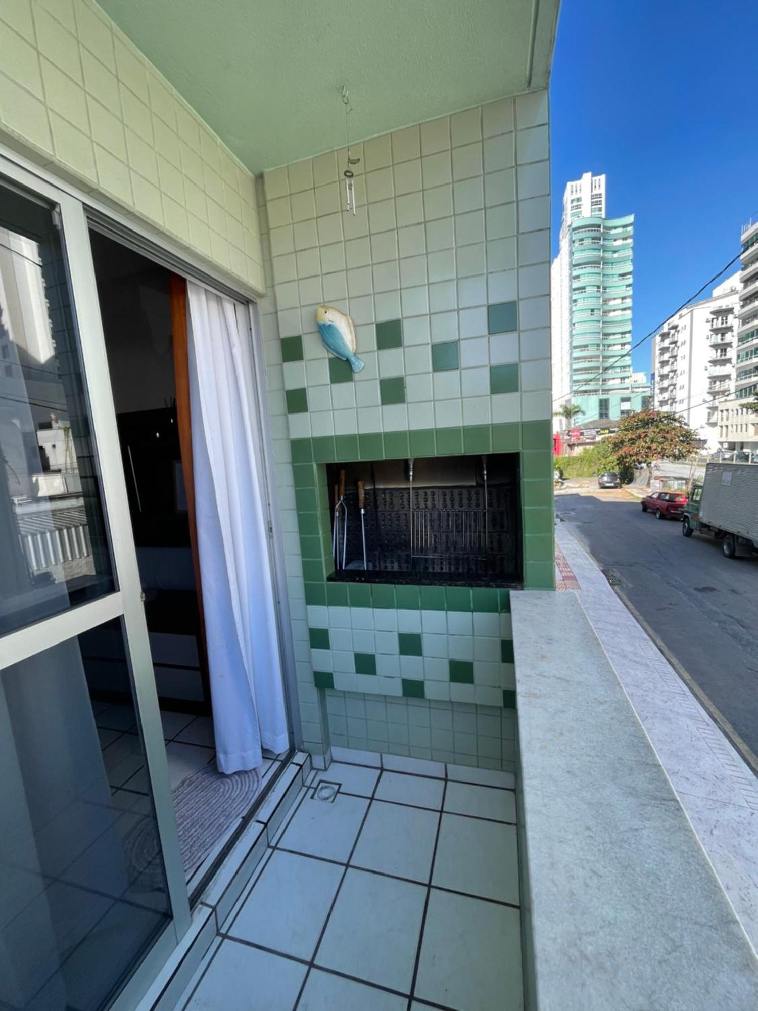 Apartamento Amplo E Completo No Centro Balneario Camboriu Exterior photo